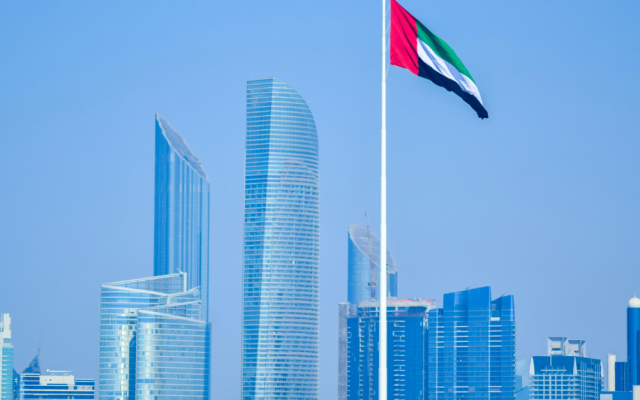 Employee Onboarding Checklist UAE: Offer to Day 90